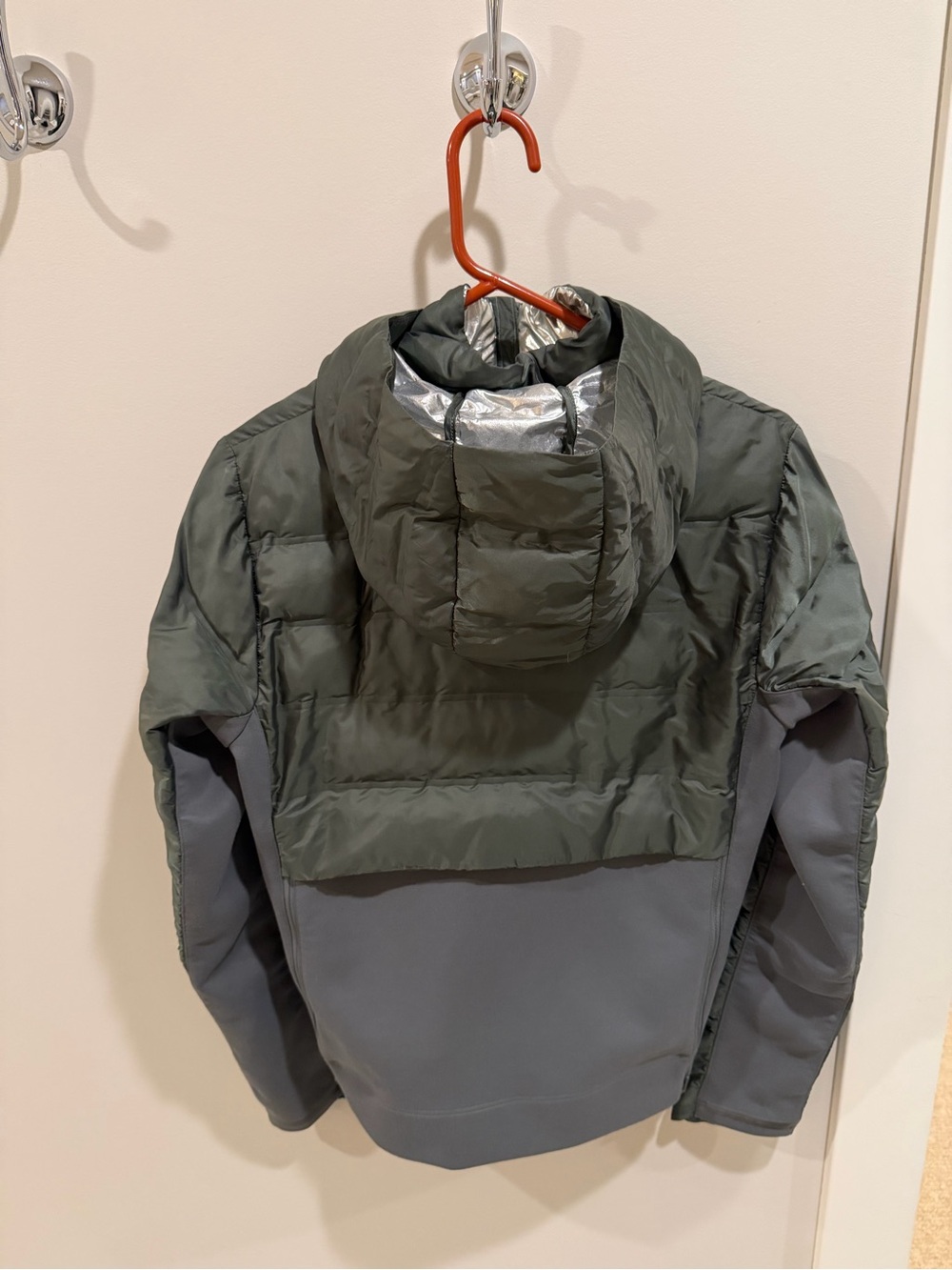 New Balance jacket - Picture 9 of 9